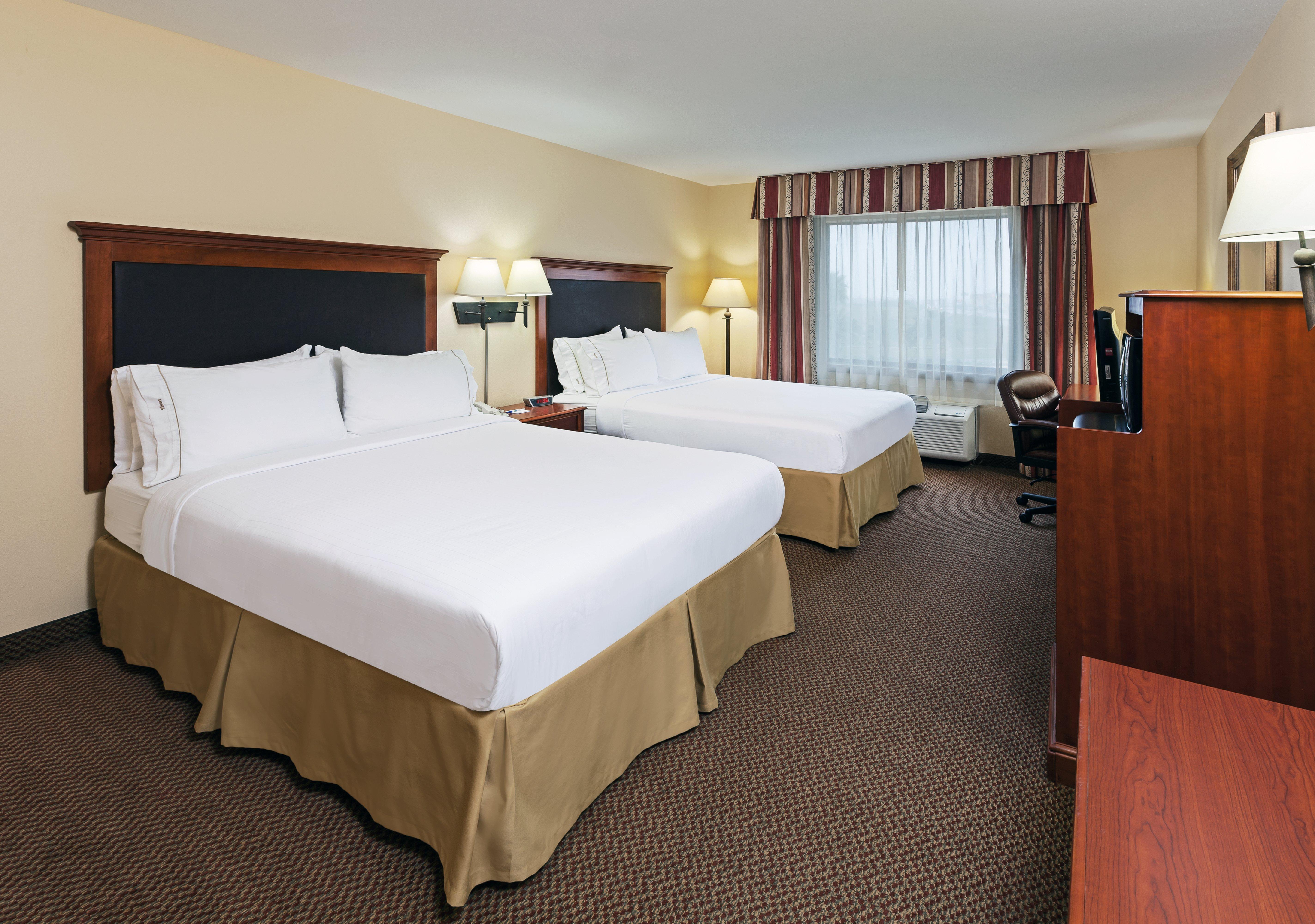 Holiday Inn Express & Suites - Laredo-Event Center Area By Ihg Exterior photo
