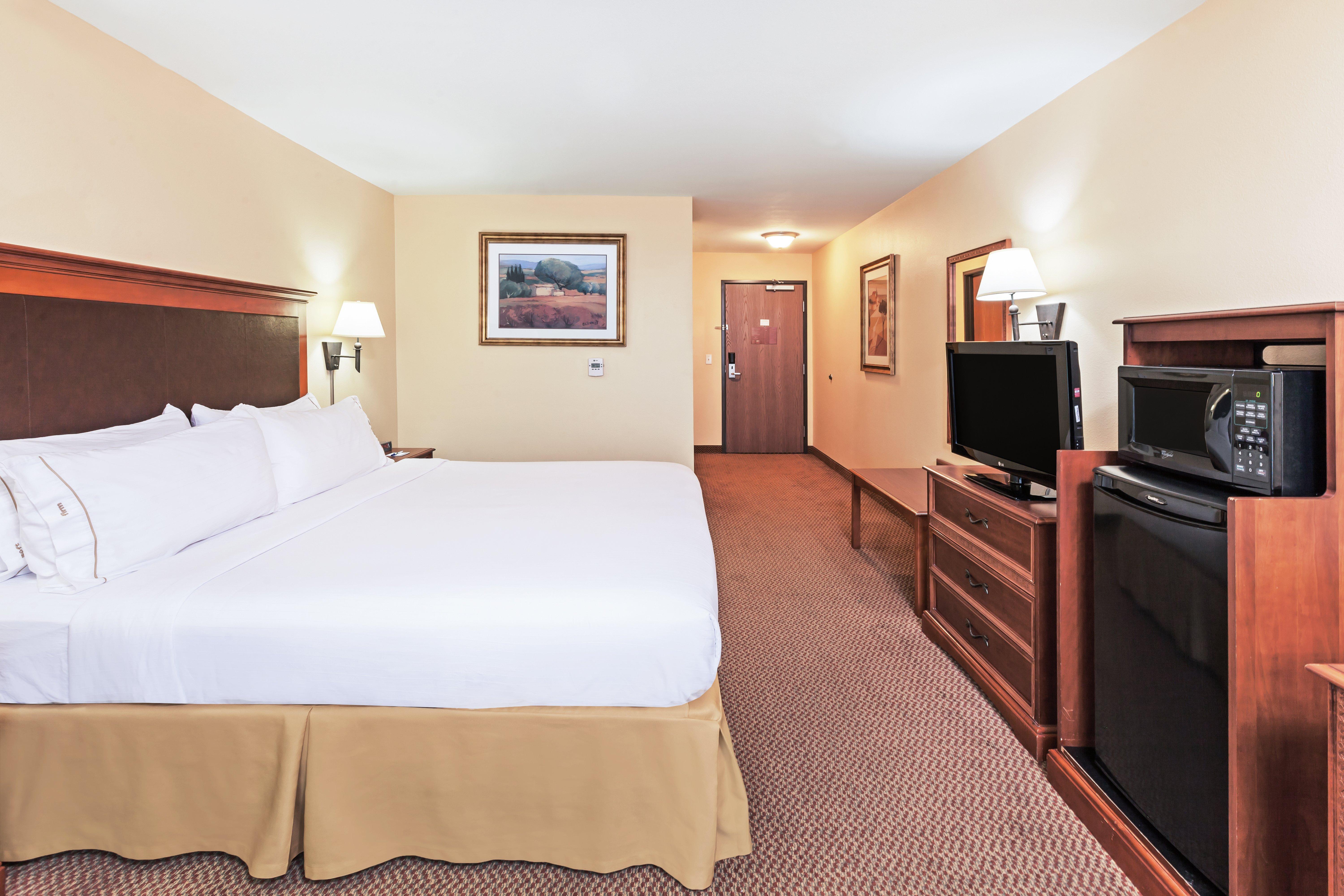 Holiday Inn Express & Suites - Laredo-Event Center Area By Ihg Exterior photo
