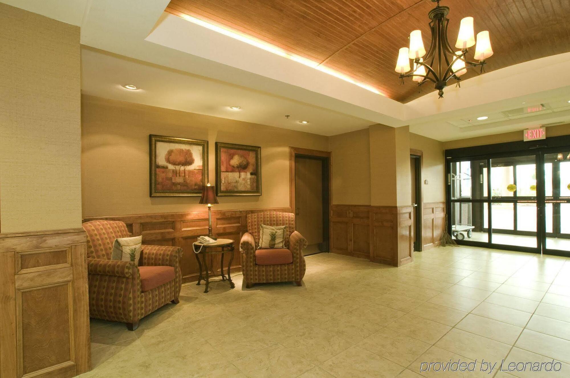 Holiday Inn Express & Suites - Laredo-Event Center Area By Ihg Exterior photo